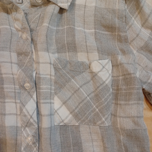 Rails Hunter Grey/White Button Front Long Sleeve Top - Picture 5 of 9